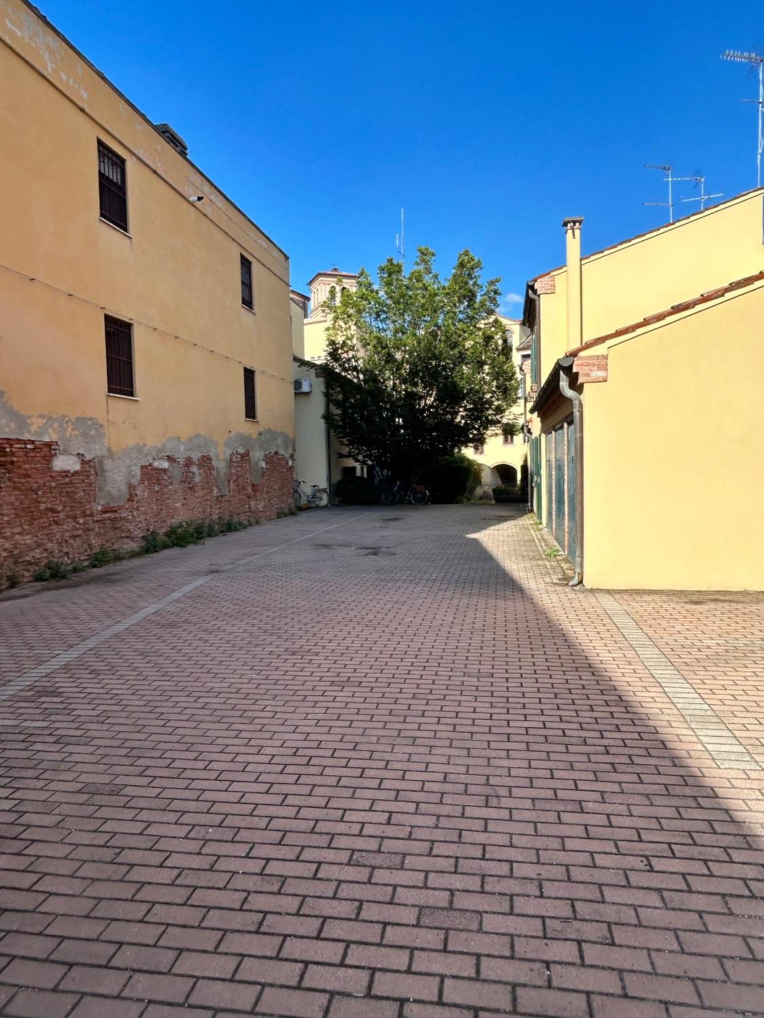 Chiesetta Abside Ex Seminario -Apartment Rovigo Exterior foto
